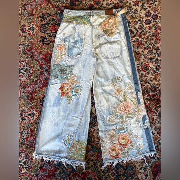 Johnny Was patchwork silk floral Wide Leg Jeans Size 32 - Picture 2 of 14